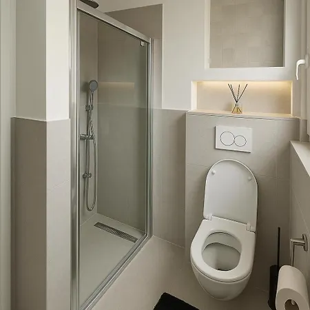 Stanic * Трогір